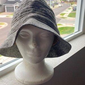 Vintage Norm Thompson Original Irish Country hat. 100% wool.